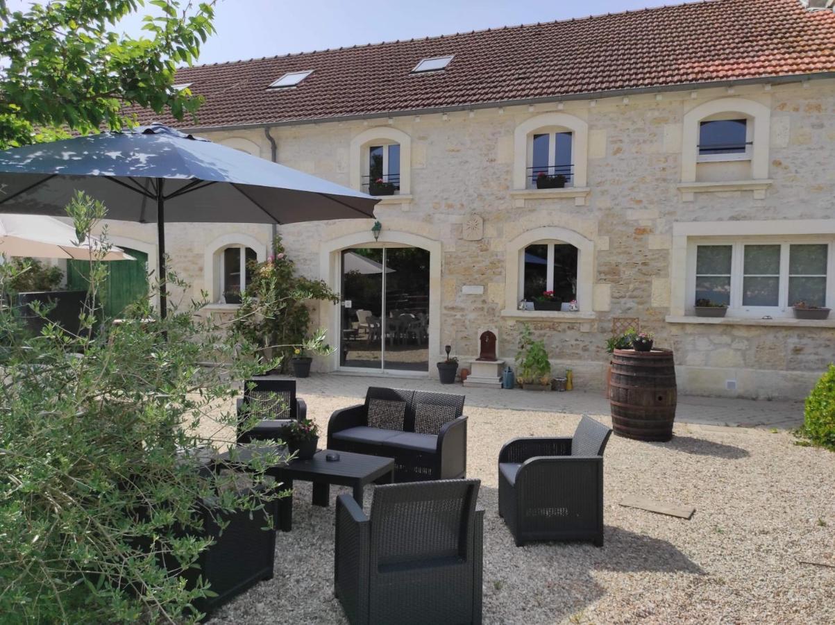 Bed and Breakfast L'Entre Deux Vignes Brizambourg Exterior foto